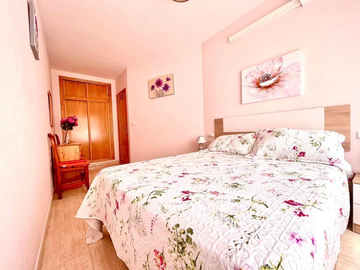 Torrevieja Comfortable Apartment Bagian luar foto