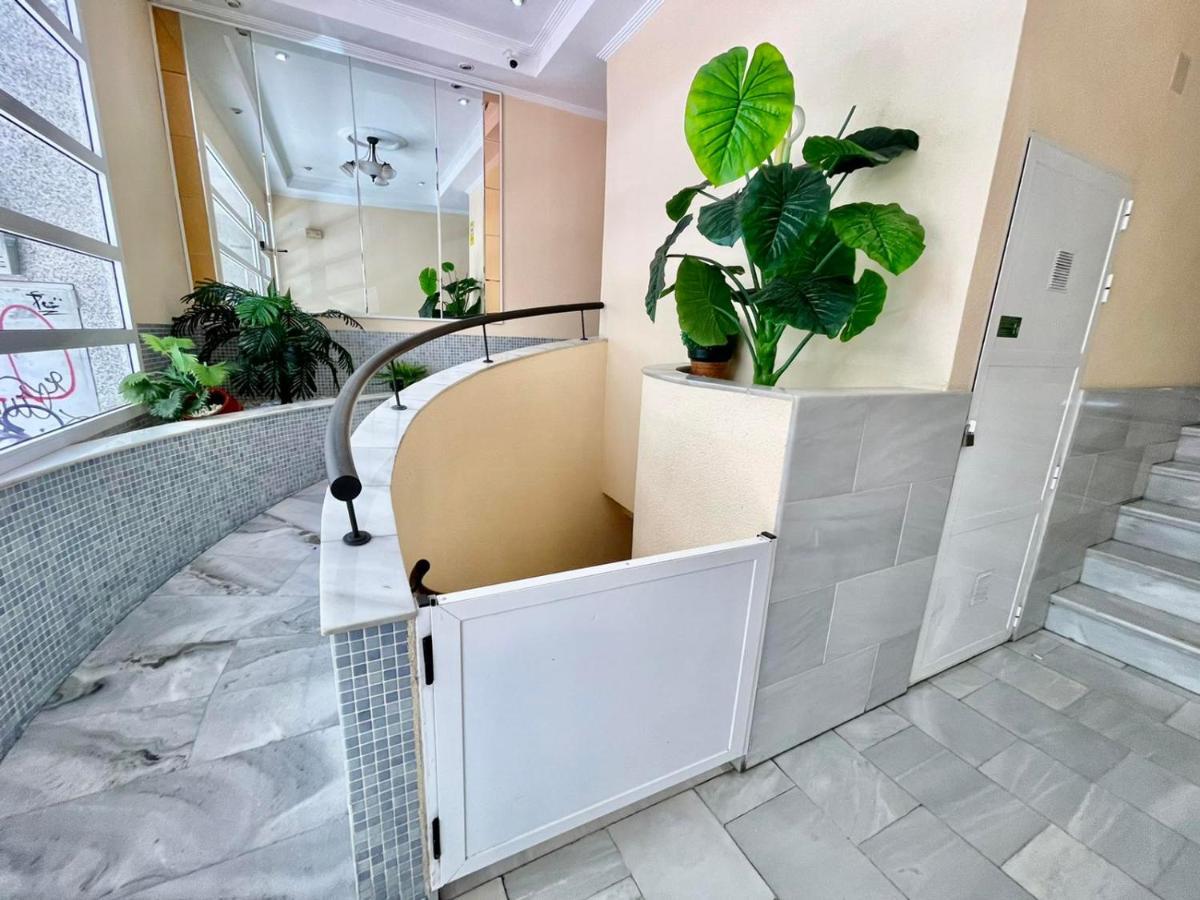 Torrevieja Comfortable Apartment Bagian luar foto
