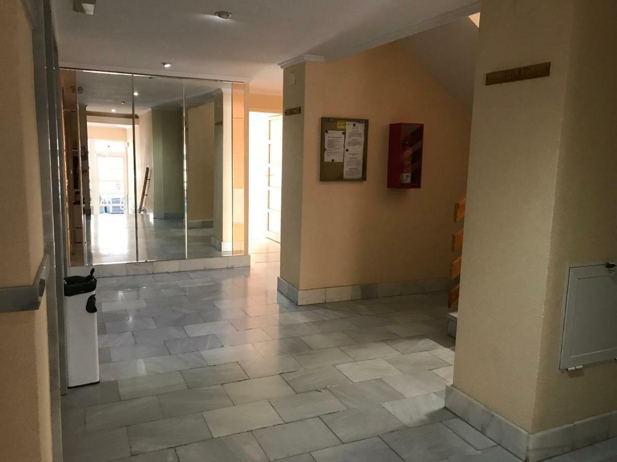 Torrevieja Comfortable Apartment Bagian luar foto